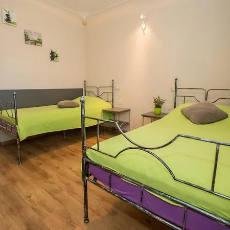 Andre Pore - Two Bedroom With Terrace And Pool Andre * Nova Vas (Porec)