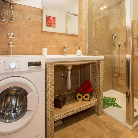 Apartment Andre Pore - Two Bedroom With Terrace And Pool Andre