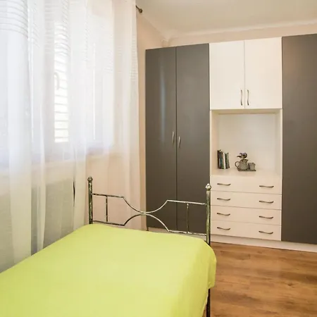 Andre Pore - Two Bedroom With Terrace And Pool Andre