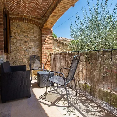Apartment Andre Pore - Two Bedroom With Terrace And Pool Andre *