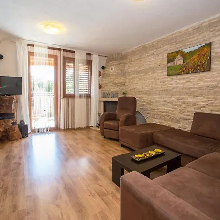 Andre Pore - Two Bedroom With Terrace And Pool Andre *