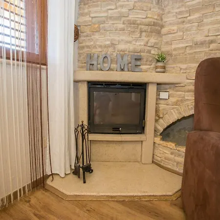 Andre Pore - Two Bedroom With Terrace And Pool Andre