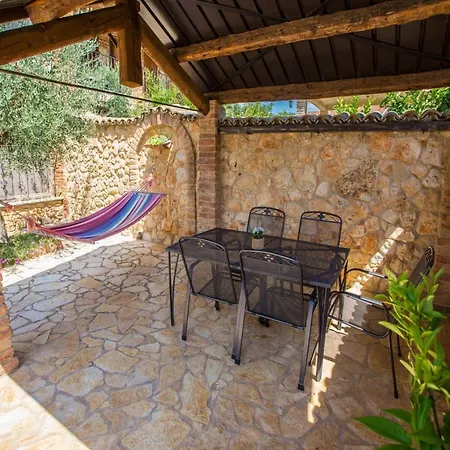 Andre Pore - Two Bedroom With Terrace And Pool Andre *