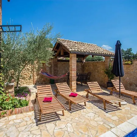 Andre Pore - Two Bedroom With Terrace And Pool Andre *